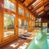 Отель Sunriver by Avantstay Cozy Mountain Home w/ Indoor Pool and Hot Tub, фото 1