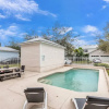 Отель Stylish NEW Renovation in Reunion Resort - Large Patio and Pool Deck 3bd/3.5ba #3ru456, фото 16