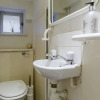 Отель Modern 2bed Townhouse in Central London Sleeps 6, фото 9