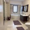 Отель Apartament central, 98 m2, 2 dormitoare, 1 living, фото 1