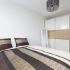 Отель Bright Apartament for 4 by Renters, фото 2