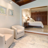 Отель Casa Woodbine Beachfront House, фото 2