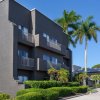 Отель La Quinta Inn & Suites by Wyndham Ft. Myers-Sanibel Gateway, фото 21