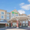Отель Holiday Inn Hotel & Suites Surrey East Cloverdale, an IHG Hotel, фото 1