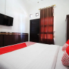 Отель Wisma Fahza by OYO Rooms, фото 3