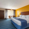 Отель Days Inn by Wyndham Breezewood, фото 5
