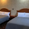 Отель Breezwood Motel, фото 24