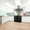 Отель The Hive House - Large Light-Flooded 6BDR Townhouse, фото 6