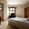 Отель Dalem Agung Palagan 99 Hotel, фото 1
