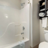 Отель Quality Inn & Suites, фото 7