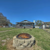 Отель Lakefront Cottage in Gun Barrel City w/ Hot Tub, фото 1