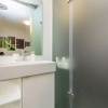 Отель Modern Holiday Home With Pool and Bubble Bath, фото 8
