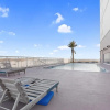 Отель 2br/2ba Sleeps 8, Beachfront w/ Pool, фото 19