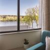 Отель Radisson Hotel Grand Rapids Riverfront, фото 8