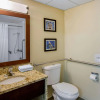 Отель Comfort Inn & Suites, фото 10
