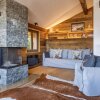 Отель Chalet Capricorne -impeccable Ski in out Chalet With Sauna and Views, фото 6