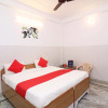 Отель OYO 14185 Laxmi Yellow Guest House, фото 7