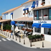 Отель Hôtel Le Dauphin Bleu, фото 1