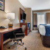 Отель Comfort Suites Pell City, фото 19