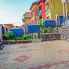 Отель Stunning 6-bed Apartment in Kigali, фото 6