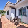 Отель Homely holiday home in Benalmádena with private swimming pool, фото 17