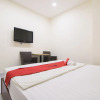 Отель RedDoorz Plus @ Le Van Sy Street 2, фото 6
