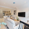 Отель The Kingswood Place - Modern 2bdr With Terrace, фото 14