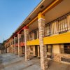 Отель Econo Lodge Inn & Suites, фото 1