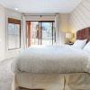 Отель Snowcreek III 415 Gorgeous Mountain Views, Remodeled with Washer Dryer by RedAwning, фото 4