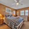 Отель Lake Lure Retreat - A Beautiful Lakefront Lodge On Mirror Lake~waterfront~newly Expanded Deck 4 Bedr, фото 5