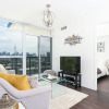 Отель Platinum Suites - Fabulous CN Tower View. 2Bed 2Bath + Free Parking, фото 4