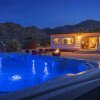Отель La Luna Azul - Privacy In The Boulders W/ Hot Tub & Fire Pit 2 Bedroom Home by Redawning в Джошуа-Трех