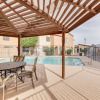 Отель Mesa Townhome w/ Pool Access ~ 7 Mi to Asu!, фото 11