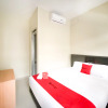 Отель RedDoorz @ Simpang Borobudur, фото 6