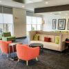 Отель Holiday Inn Express & Suites Charlotte NE - University Area, an IHG Hotel, фото 18