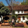 Отель Mojo Guesthouse Отель Mojo Guesthouse в Луангпхабанге