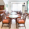Отель OYO 210 Apple Tree Suites, фото 21