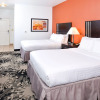 Отель Holiday Inn Express & Suites Greenfield, an IHG Hotel, фото 5