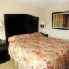 Отель Holiday Inn Hotel & Suites Charleston West, an IHG Hotel, фото 3