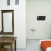Отель Penginapan Anggrek Syariah 2 by OYO Rooms, фото 6