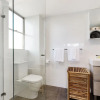 Отель Darlinghurst 21 Crn Furnished Apartment, фото 7
