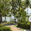 Отель Reeflections Beachfront Holiday House, фото 16
