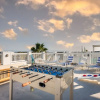 Отель Sand Dune by Avantstay Vibrant 6 BR Bungalow w/ Entertainer's Dream Roof, фото 14