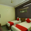 Отель OYO 10321 Century Residency, фото 15