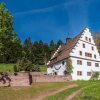 Отель Herrenhaus im Hofgut Bärenschlössle во Фройденштадте