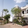 Отель Oyo Home 12741 Modern House Near Geetanjali Hospital, фото 1