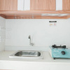 Отель Comfort Studio Room At Bassura City Apartment, фото 9
