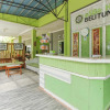 Отель RedDoorz @ Jalan Sudirman Belitung, фото 21