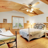 Отель Gruene River Haven: Stunning Riverfront Oasis 1 Mile From Downtown Gruene, фото 7