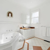 Отель Essendon Gem Bungalow 4BR, фото 5